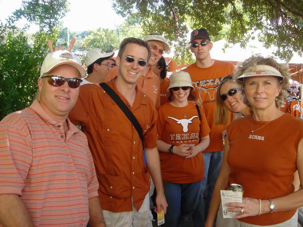 2004/10(Oct)/01(Tailgate-Missouri)/1024x768_2004-10-16 14-17-14.JPG